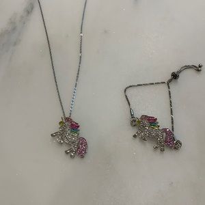 Unicorn‎ necklace and matching bracelet!Silver tone with crystal.